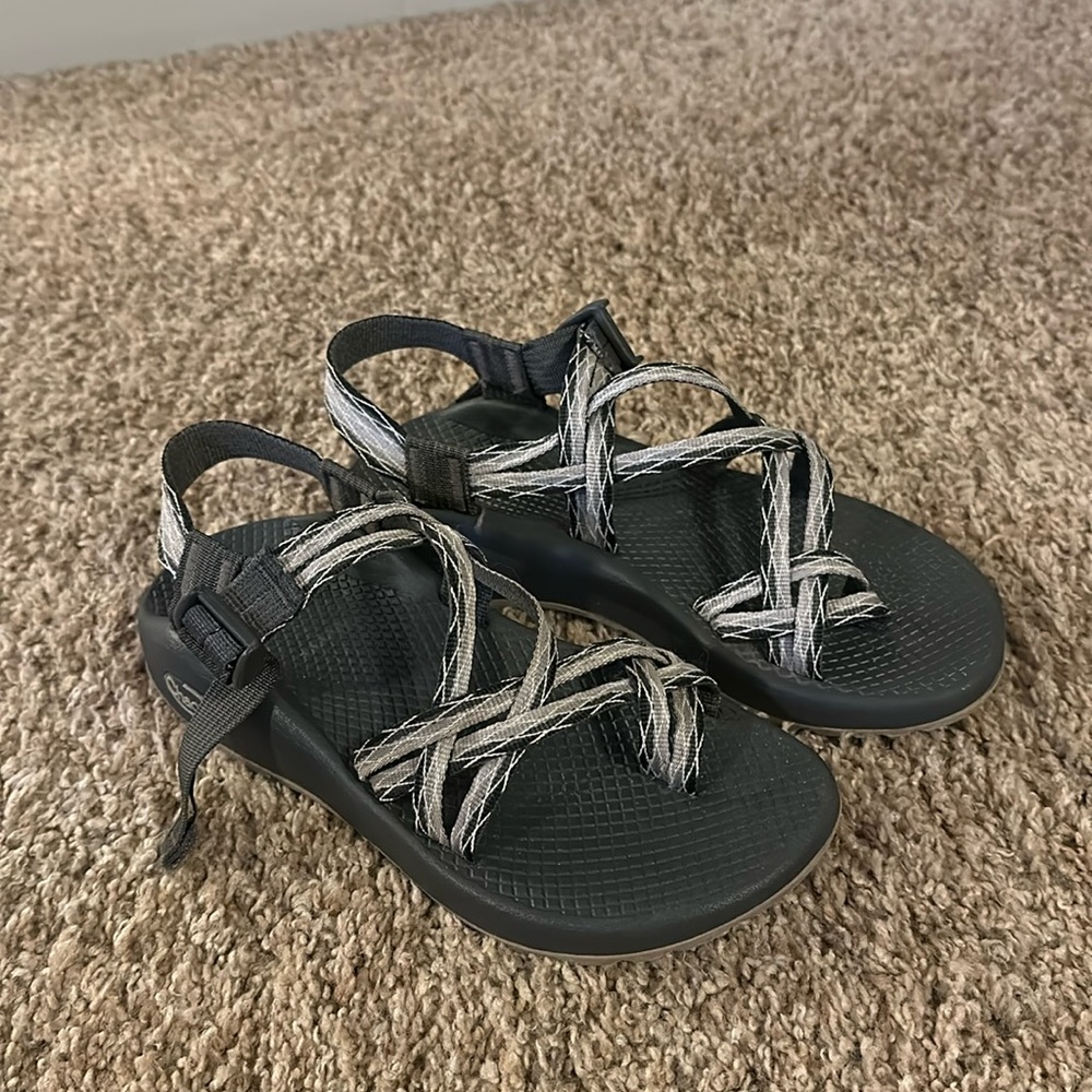 Chacos women’s size 6